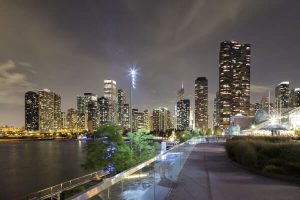 chicago skyline at night
